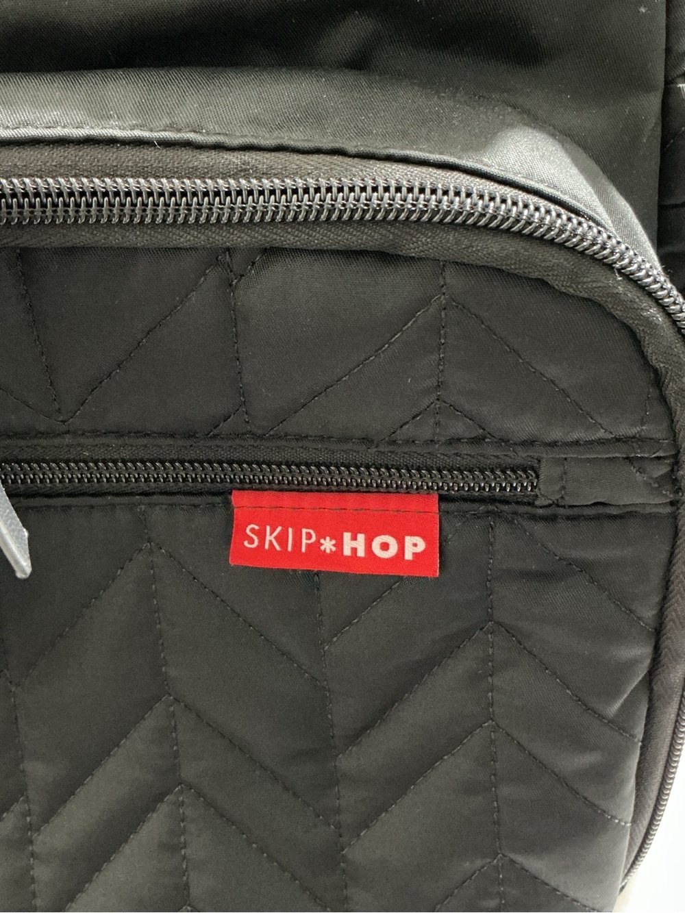 Skip Hop Black Quilted Diaper Bag Backpack With Changing Pad - Picture 4 of 16